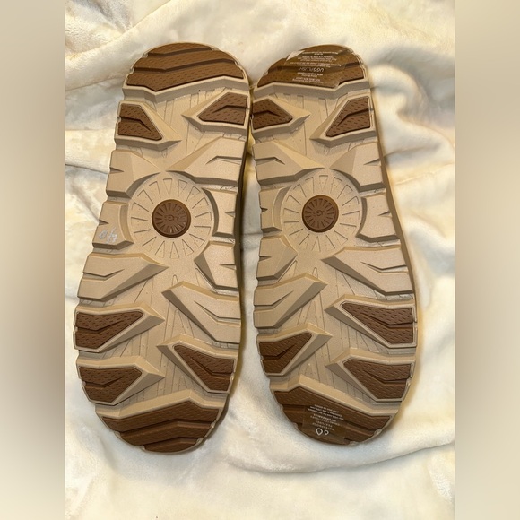 NEW UGG MEN Tasman Weather Hybrid Cream and Tan Slip-On Shoes - Picture 10 of 13